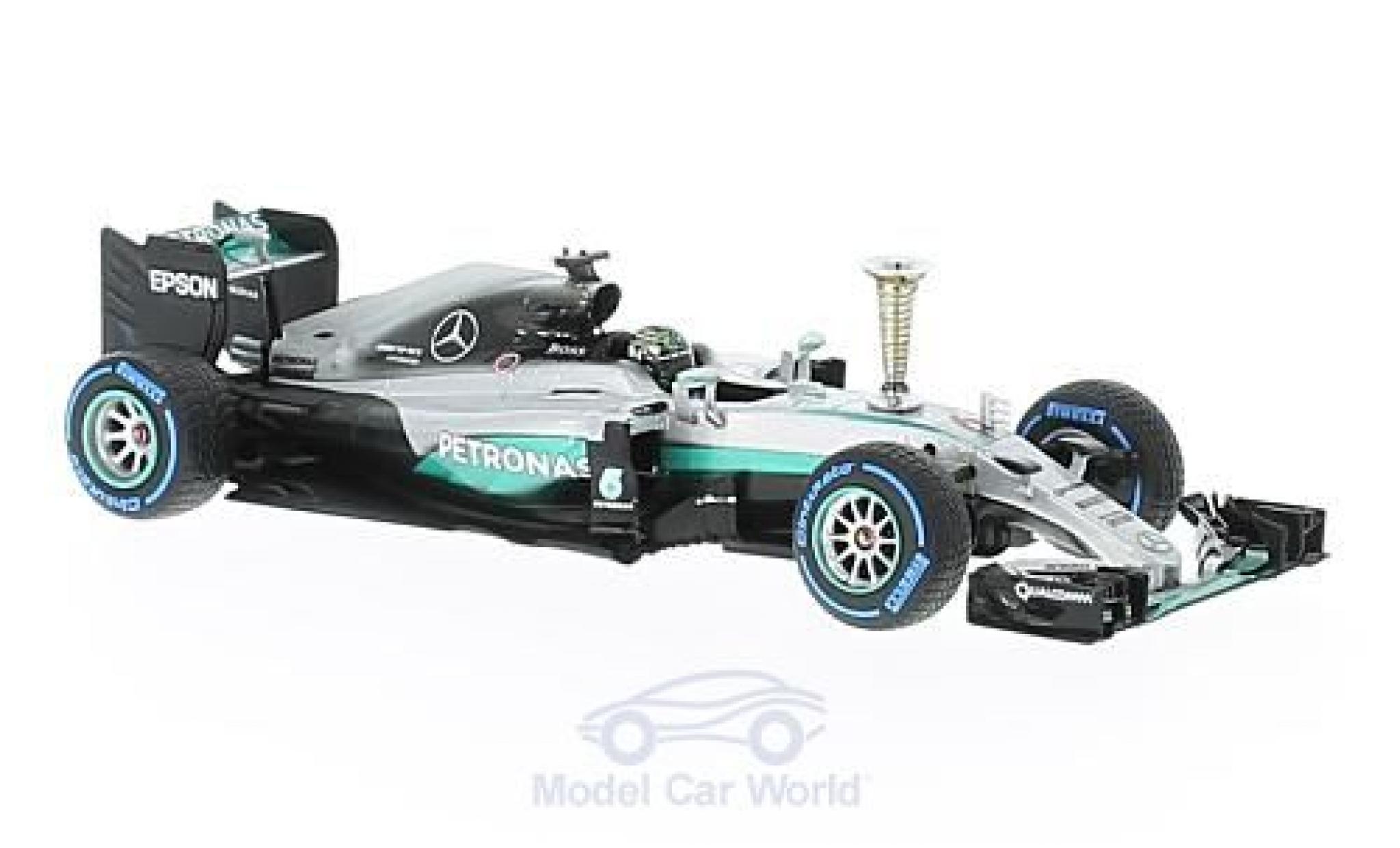Mercedes F1 1/43 Minichamps W07 Hybrid No.6 AMG Petronas Team Petronas Formel 1 2016 mit Pokal N.Rosberg modelauto