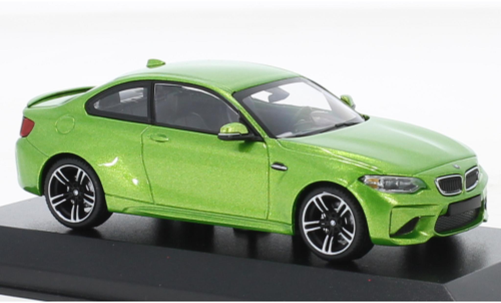 Bmw M2 1/43 Minichamps (F87) metallic groen 2016 modelauto