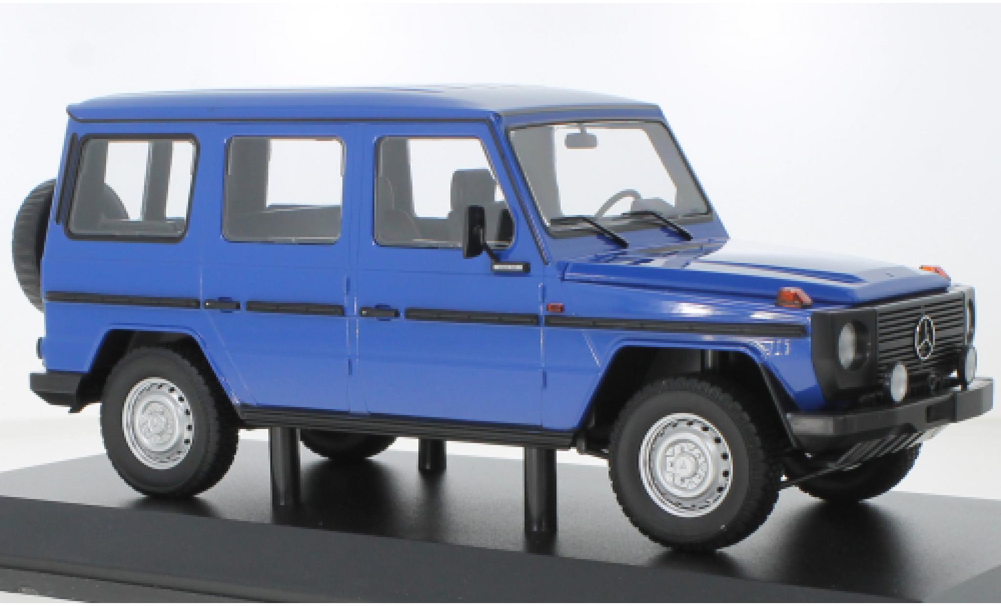 Mercedes Classe G 1/18 Minichamps G-classe LWB (W460) blauw fonc&eacute; 1980 modelauto