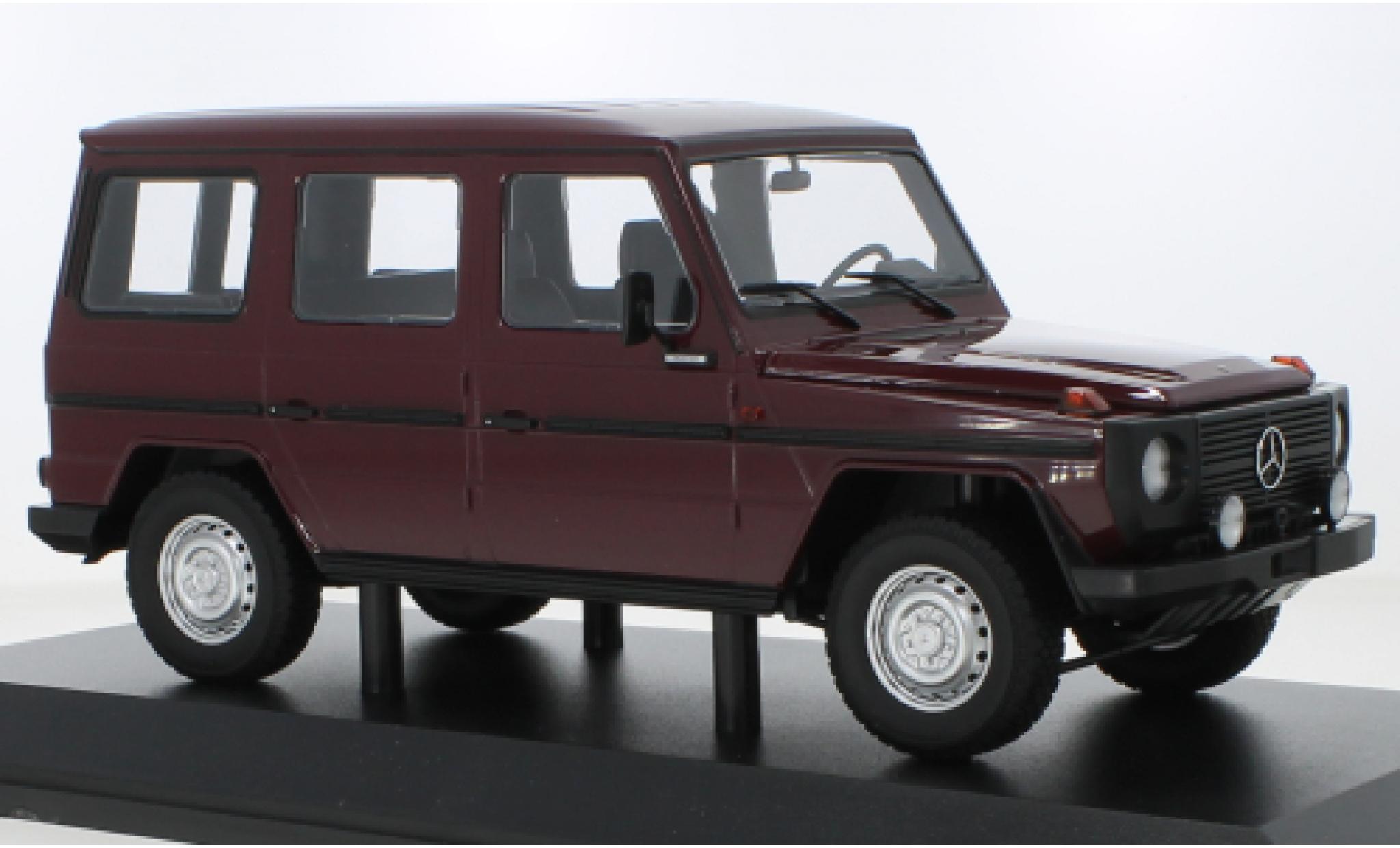 Mercedes Classe G 1/18 Minichamps LWB (W460) rood 1980 modelauto