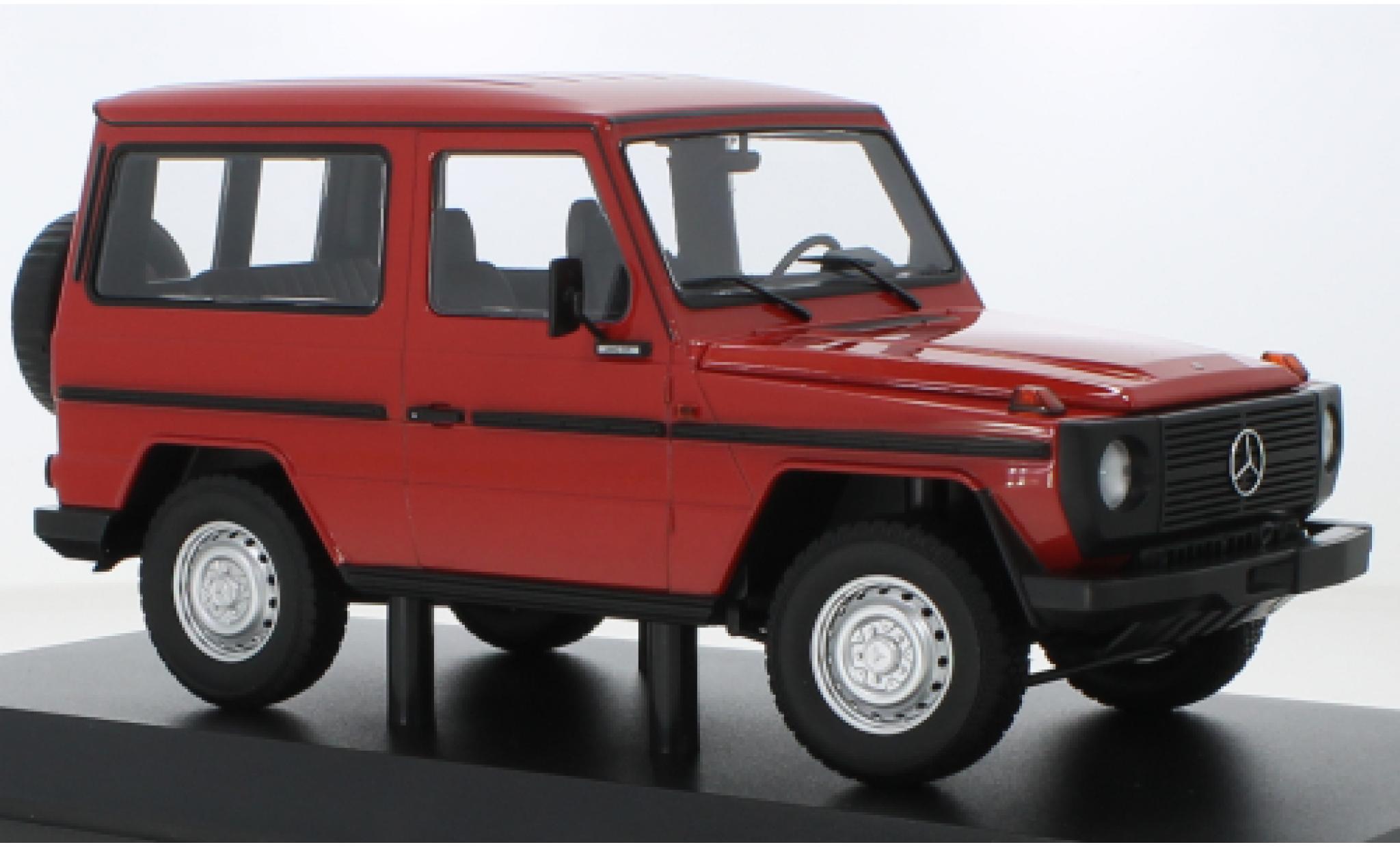 Mercedes Classe G 1/18 Minichamps SWB (W460) rood 1980 modelauto