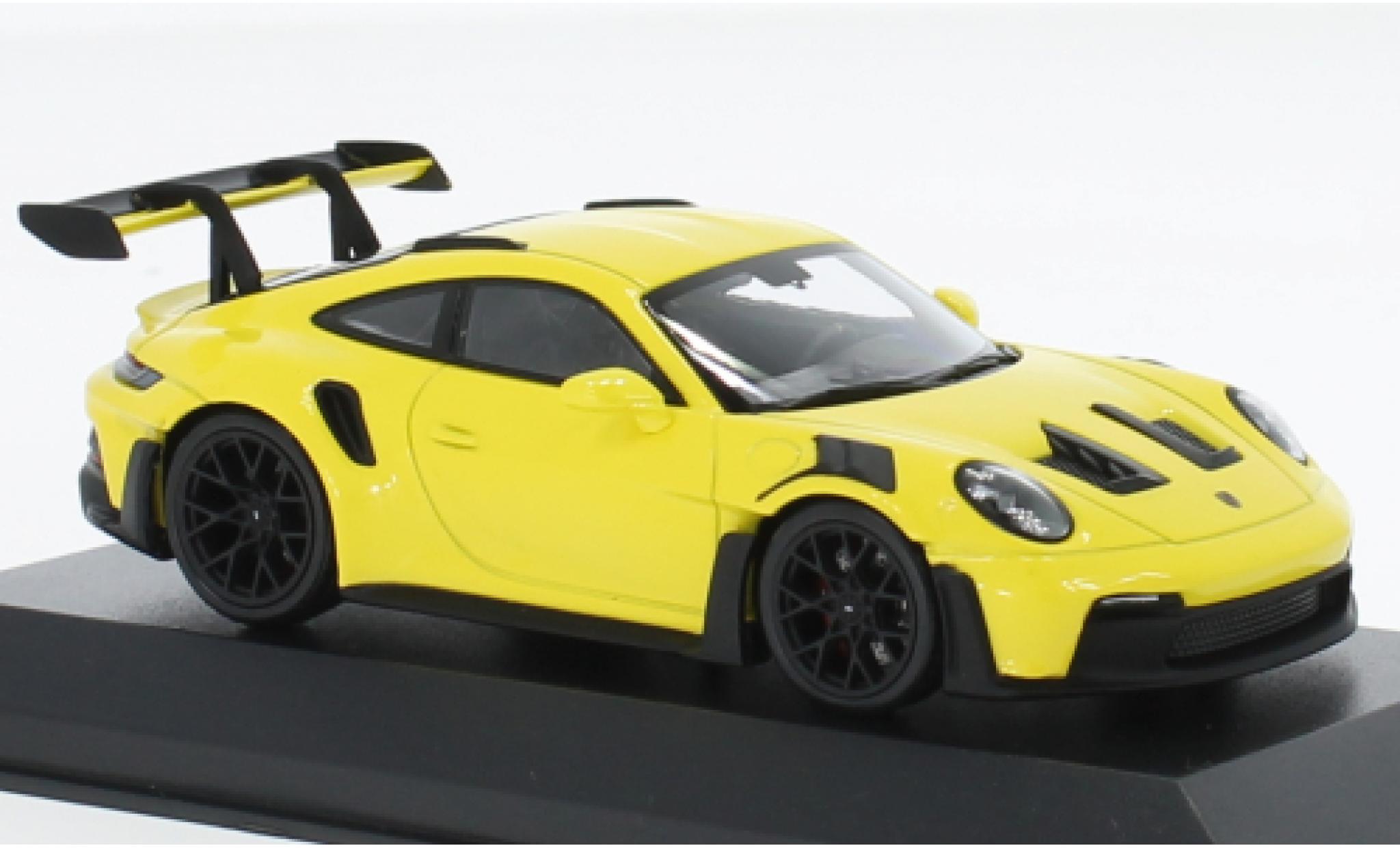 Porsche 992 GT3 R 1/43 Minichamps 911  S geel clair 2023 modelauto