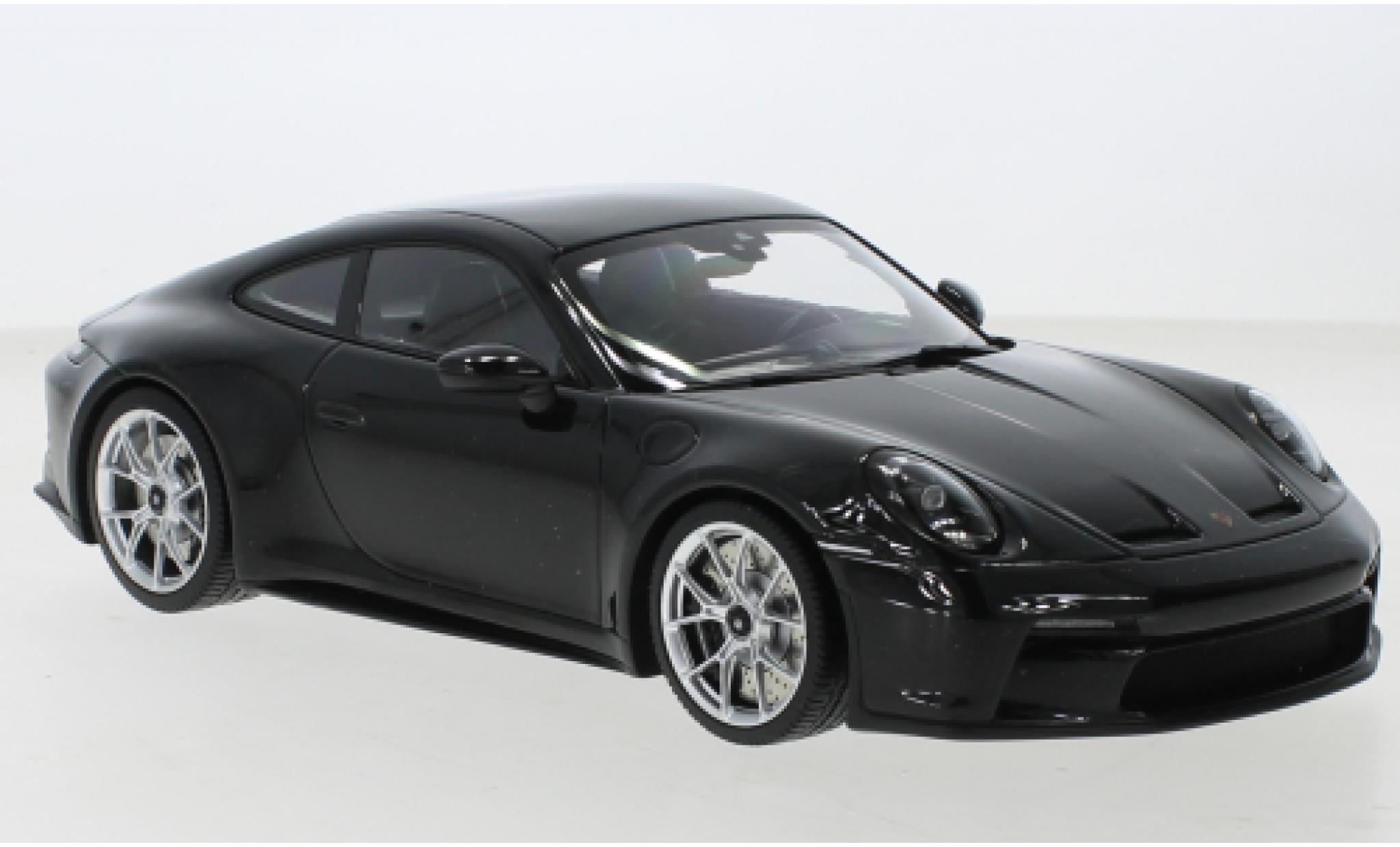 Porsche 992 GT3 1/18 Minichamps 911  Touring zwart 2022 modelauto