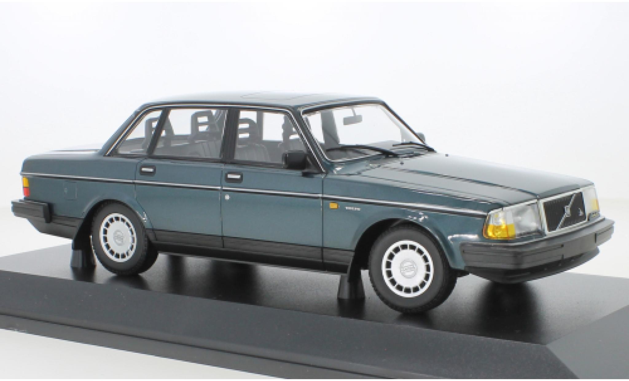 Volvo 240 1/18 Minichamps GL metallic turquoise 1986 modelauto