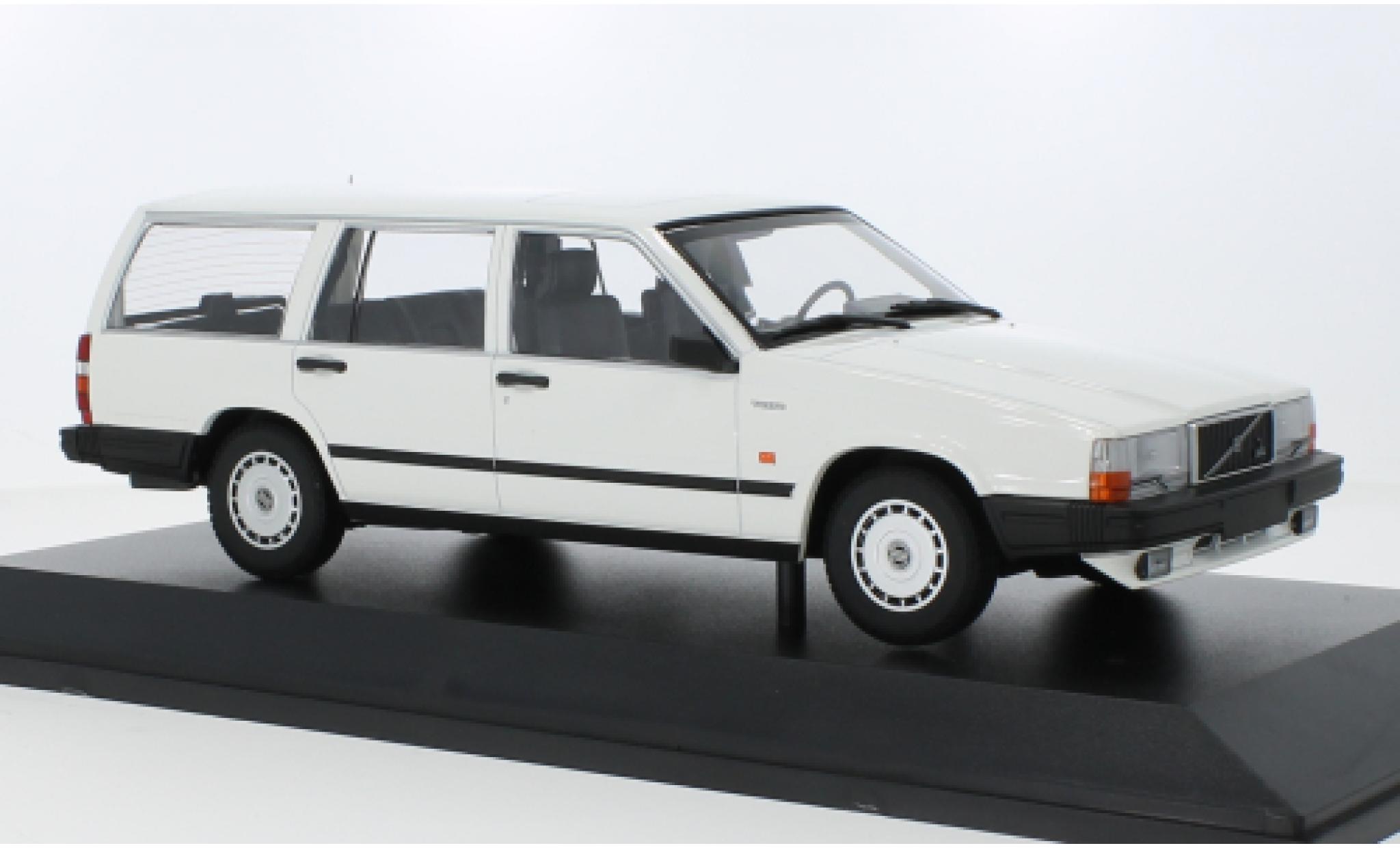 Volvo 740 1/87 Minichamps GL Stationwagen wit 1986 modelauto