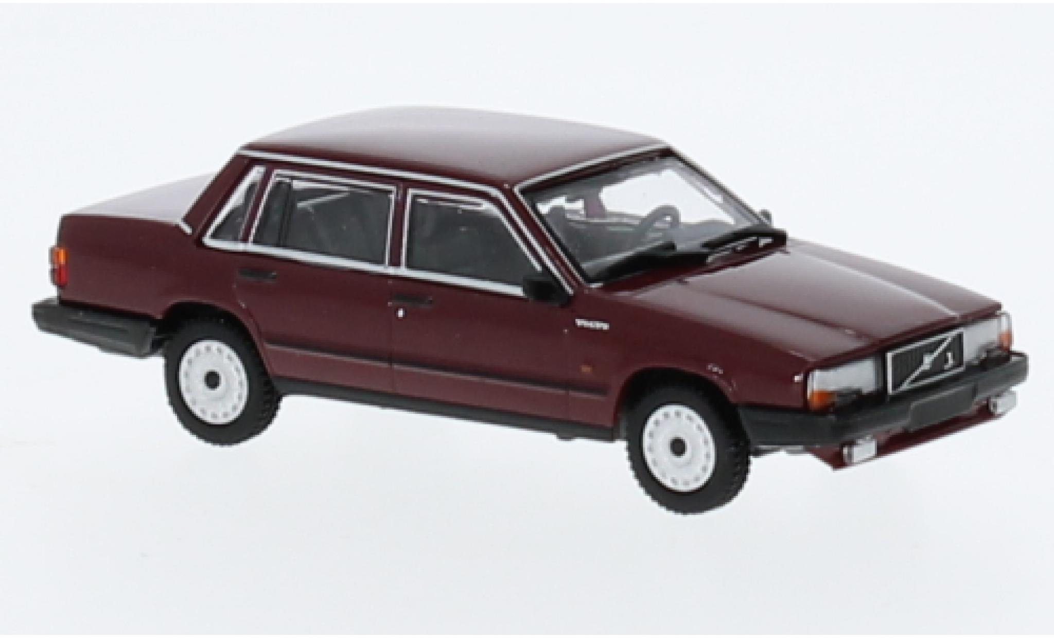 Volvo 740 1/87 Minichamps GL rood fonc&eacute; 1986 modelauto