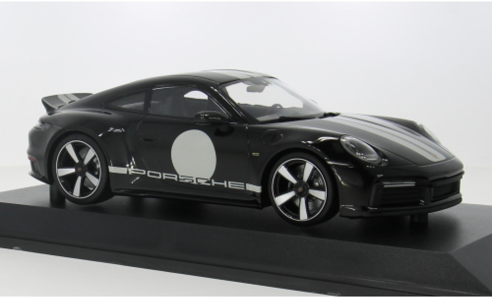 Porsche 992 1/18 Minichamps 911  Sport Classic zwart 2022 1:18 modelauto