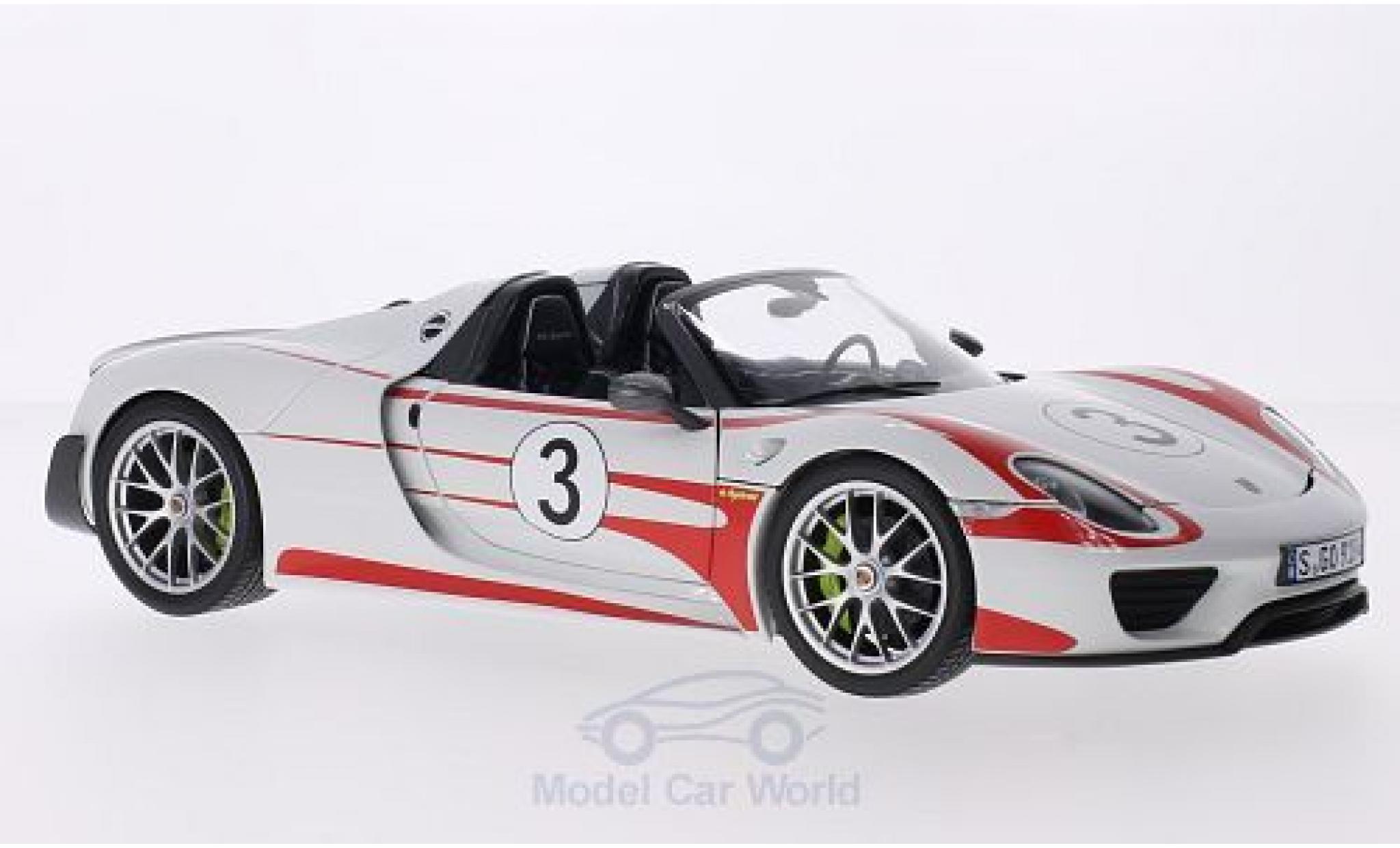 Porsche 918 2013 1/18 Minichamps Spyder wit/Dekor 2013 Weissach Package No.3 Salzburg modelauto
