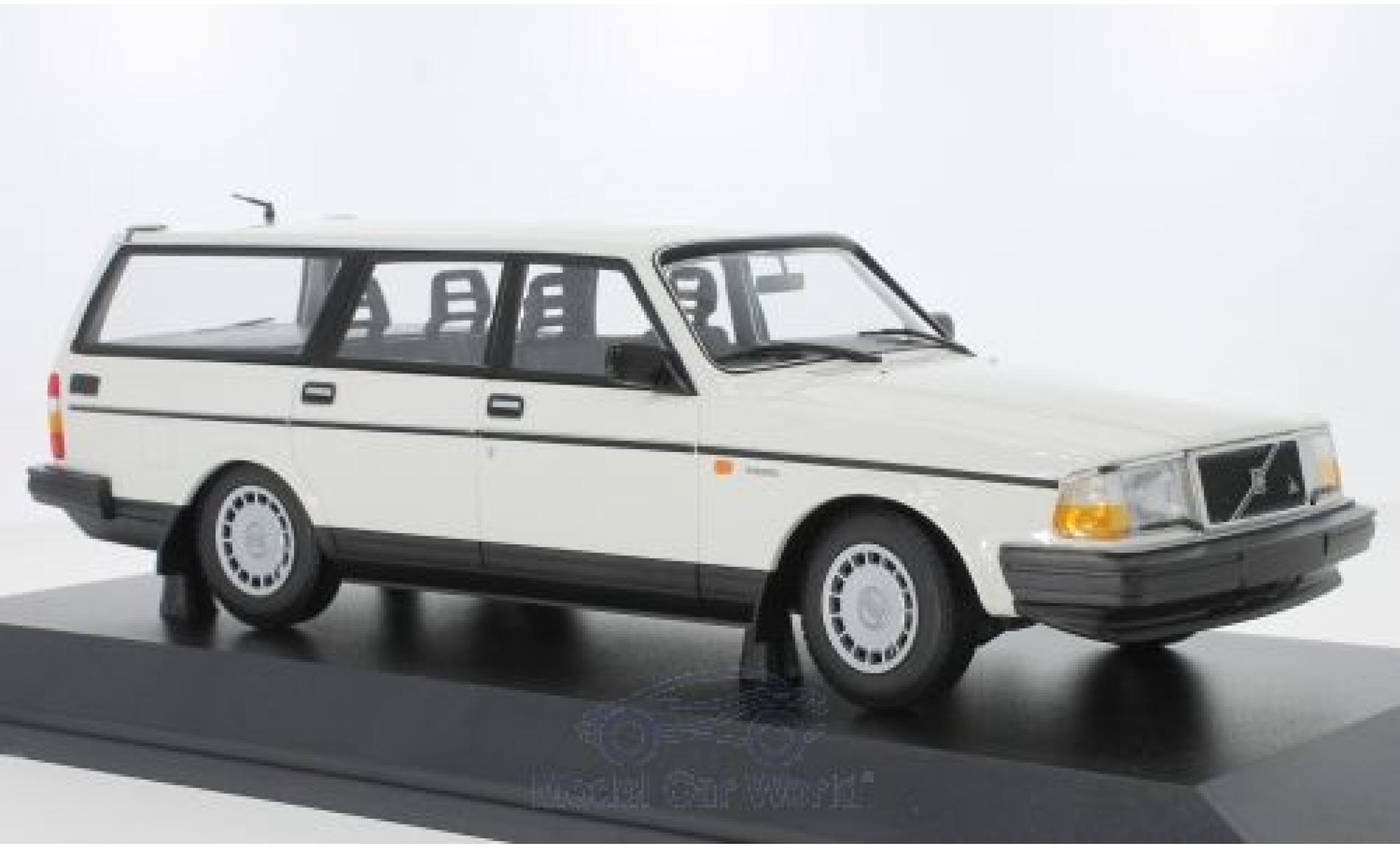 Volvo 240 1/18 Minichamps GL Stationwagen wit 1986 modelauto