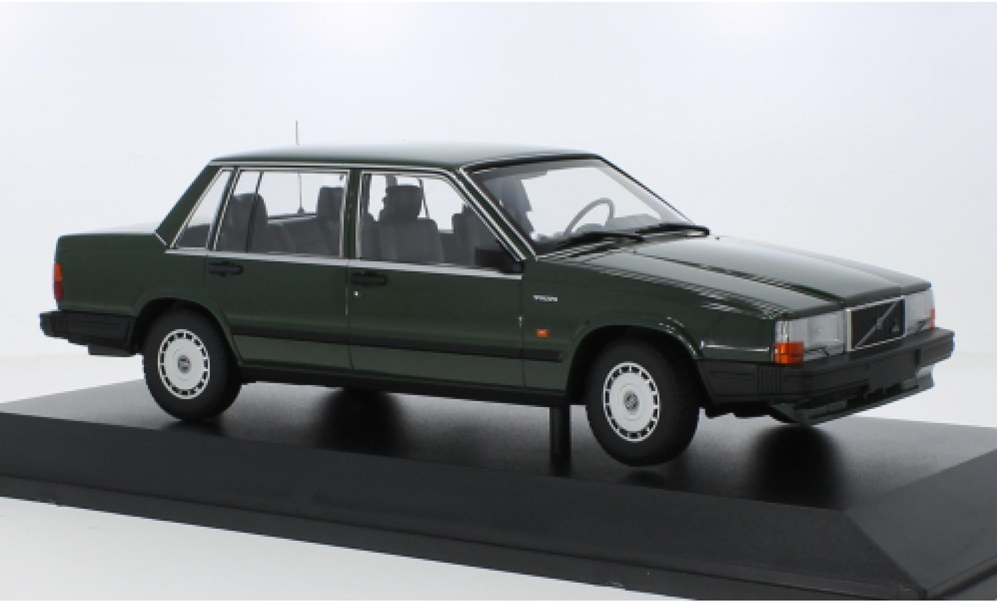 Volvo 740 1/18 Minichamps GL groen 1986 1:18 modelauto