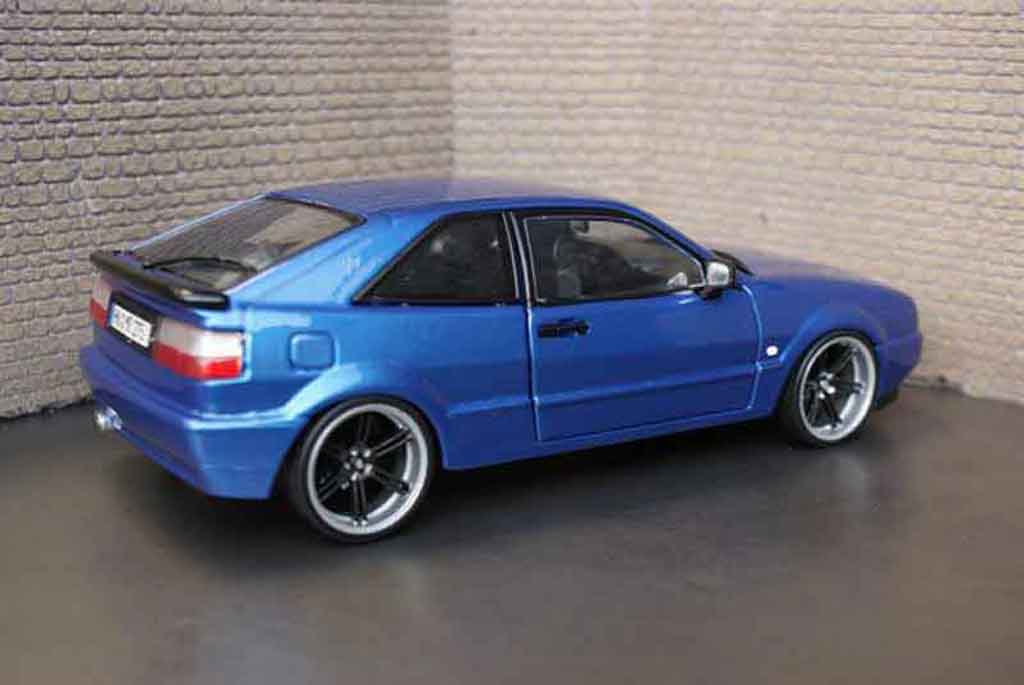 Volkswagen Corrado VR6 blauw metallized 1/18 Revell