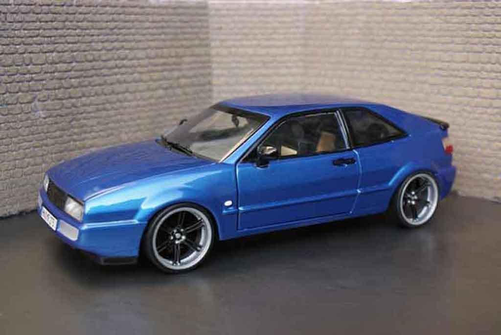 Volkswagen Corrado VR6 blauw metallized 1/18 Revell