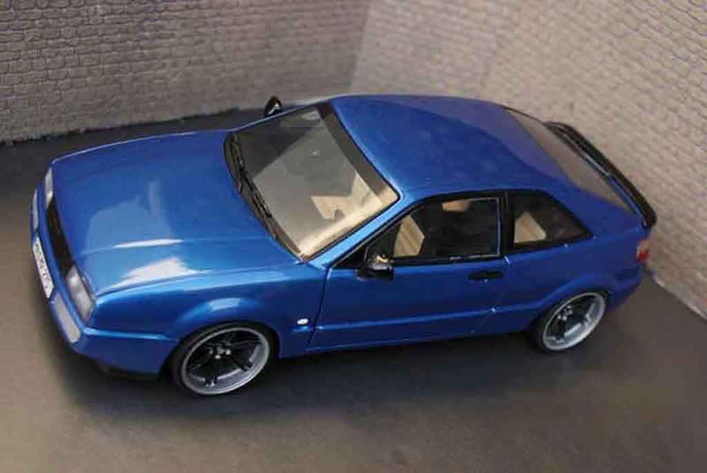 Volkswagen Corrado VR6 blauw metallized 1/18 Revell