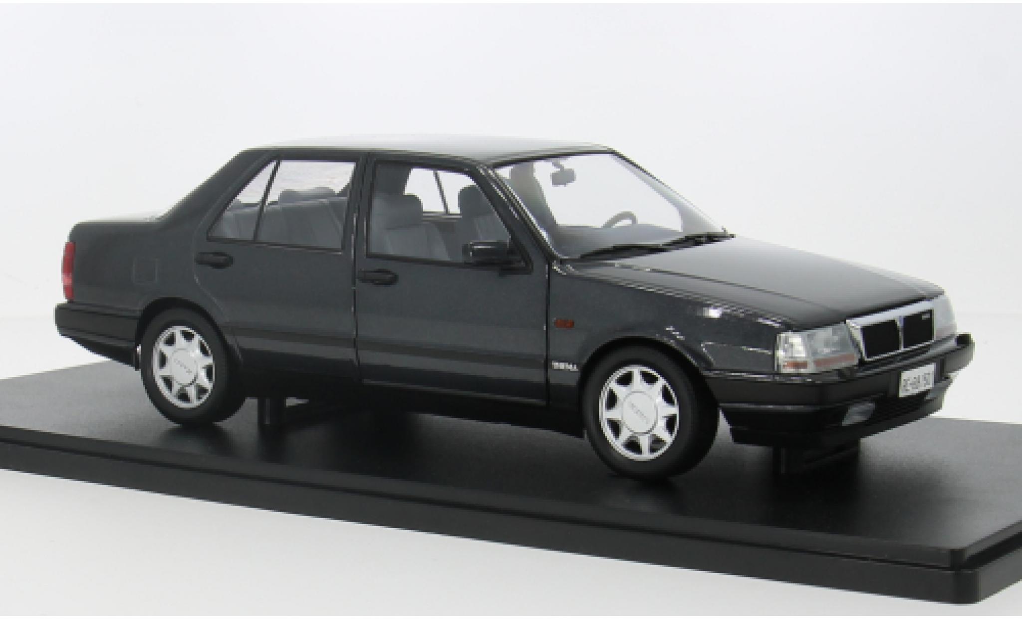 Lancia Thema 1/18 Mitica 6V 1S zwart 1991 1:18 modelauto