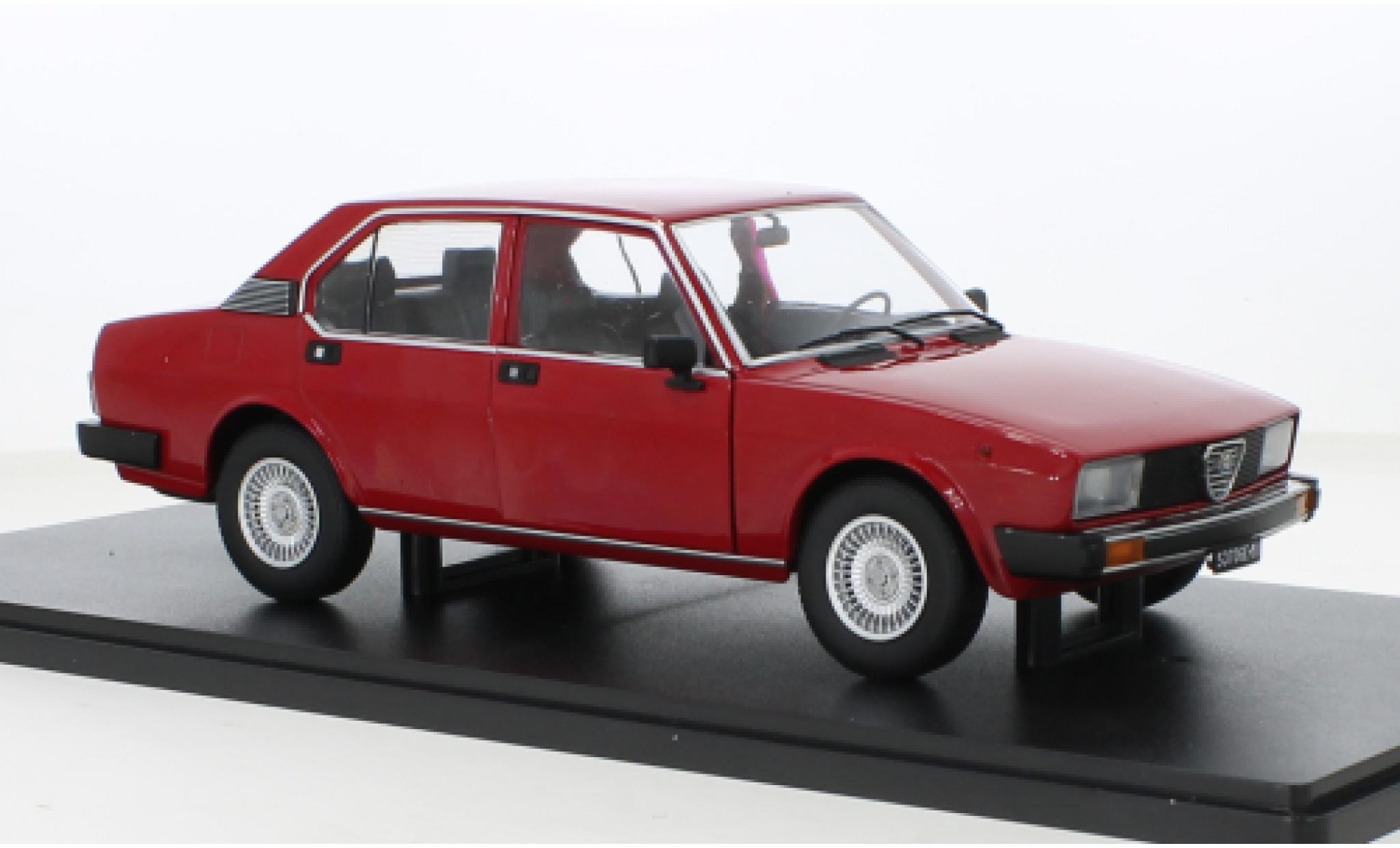 Alfa Romeo Alfetta 1/18 Mitica Berlina 2000L rood 1978 modelauto