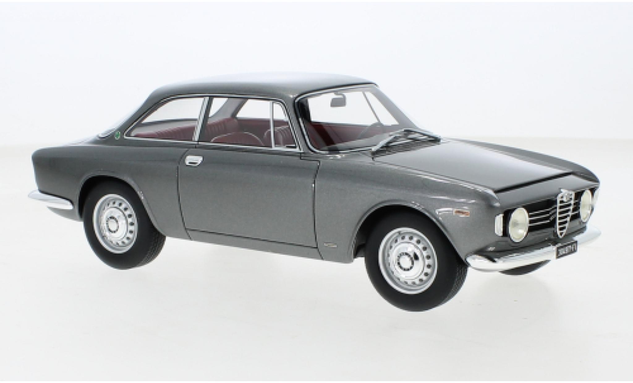 Alfa Romeo Giulia 1/18 Mitica Sprint GT 1600 Veloce metallic grijs 1965 modelauto