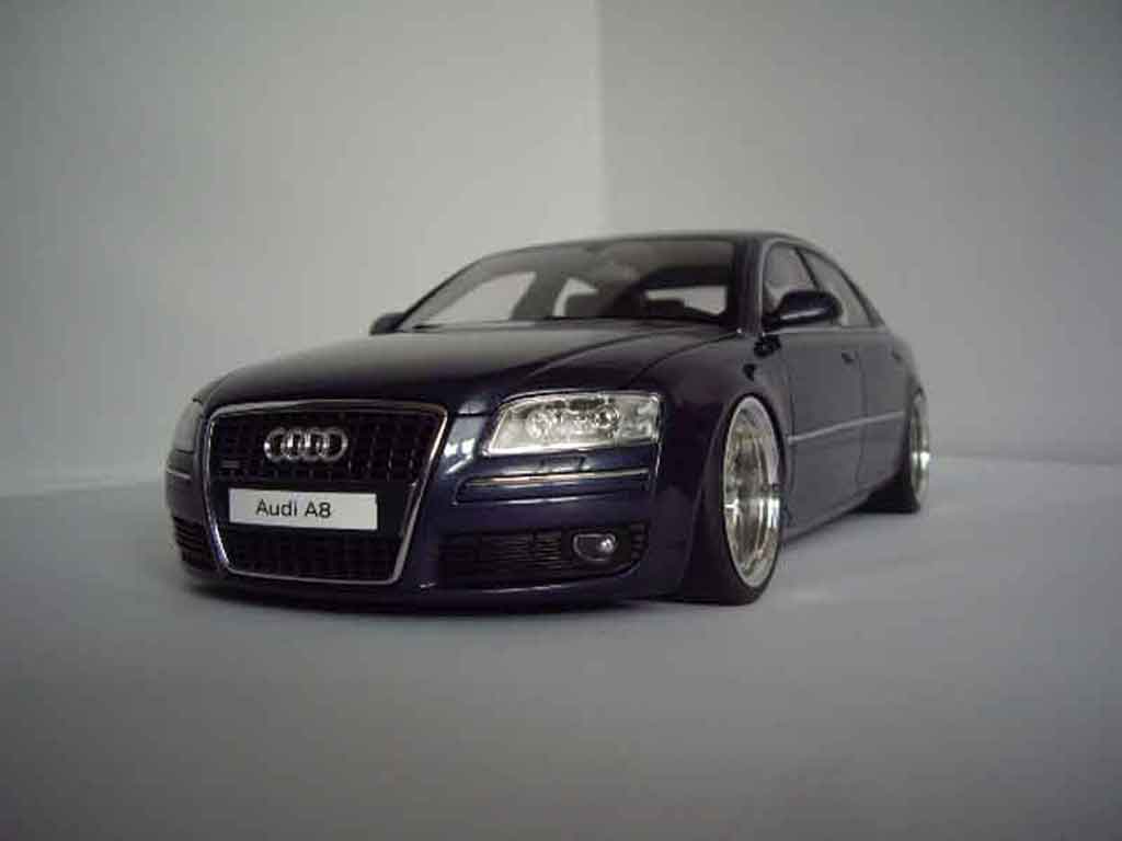 Audi A8 berline 4.2 TDI blauw fonce jantes bords larges 1/18 Norev
