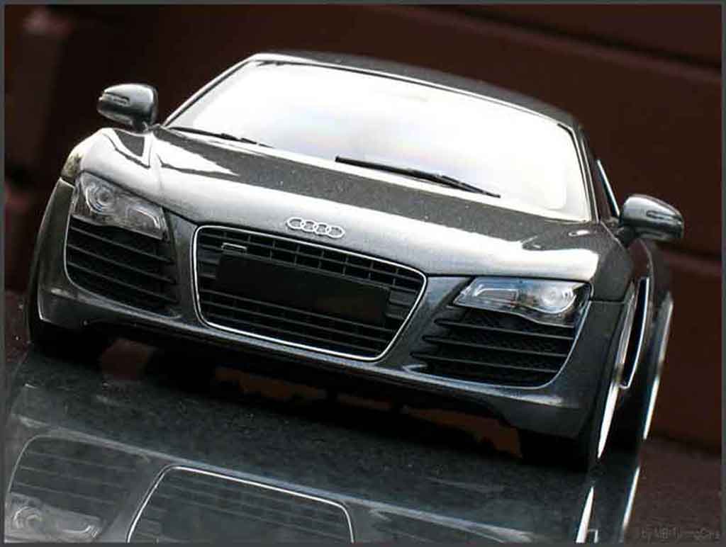 Audi R8 4.2. FSI 1/18 Maisto 4.2. FSI jantes 20 pouces modelauto