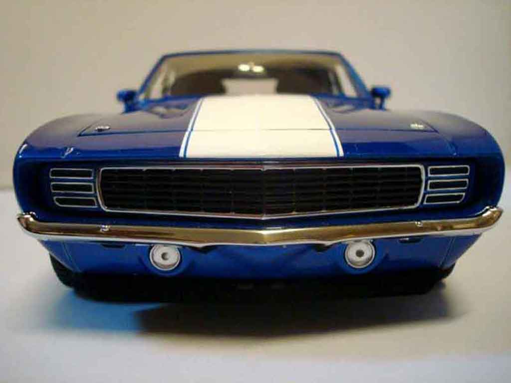 Chevrolet Camaro Z28 1/18 GMP Z28 street version modelauto