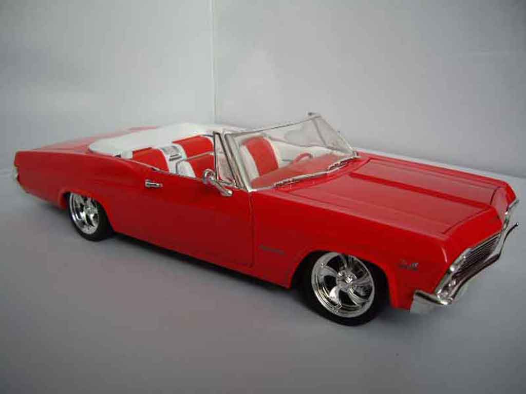 Chevrolet Impala Convertible cabriolet 1/18 Ertl