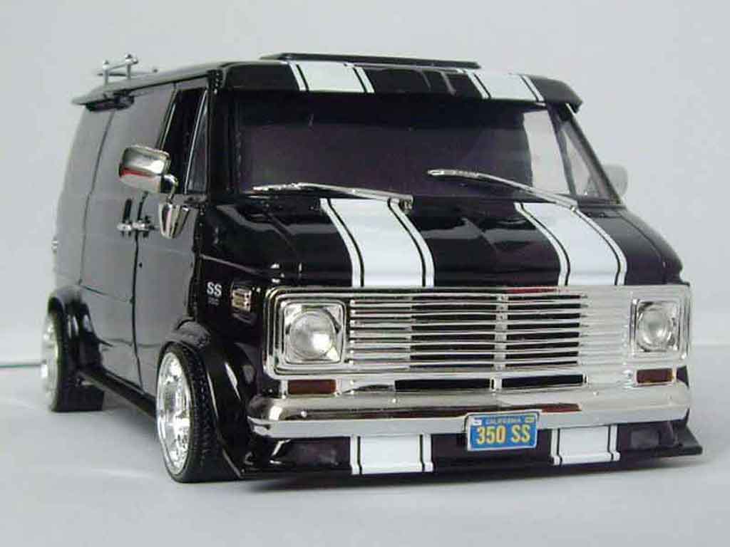Chevrolet Van 1/18 Highway 61 black modelauto