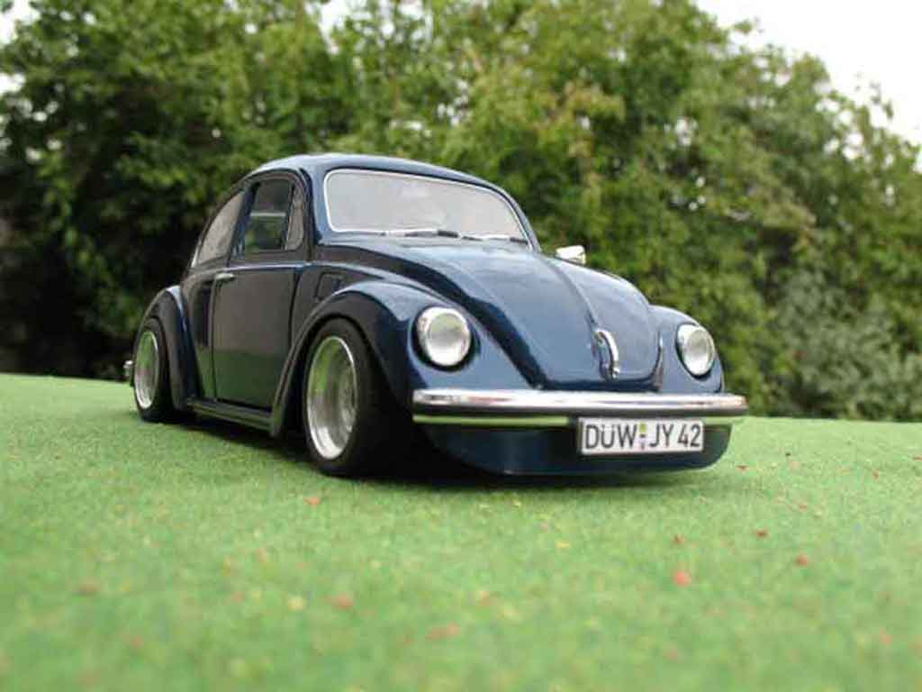 Volkswagen Kafer Base coxinelle blauw foncee 1/18 Solido