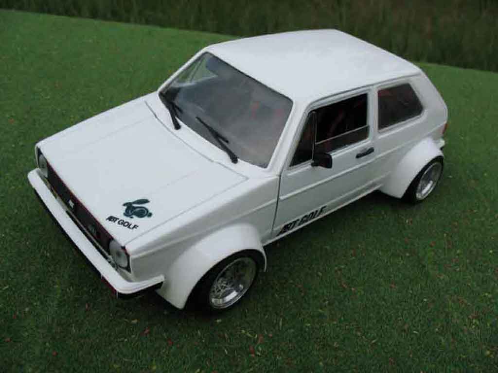 Volkswagen Golf GTI kit abt 1/18 Solido