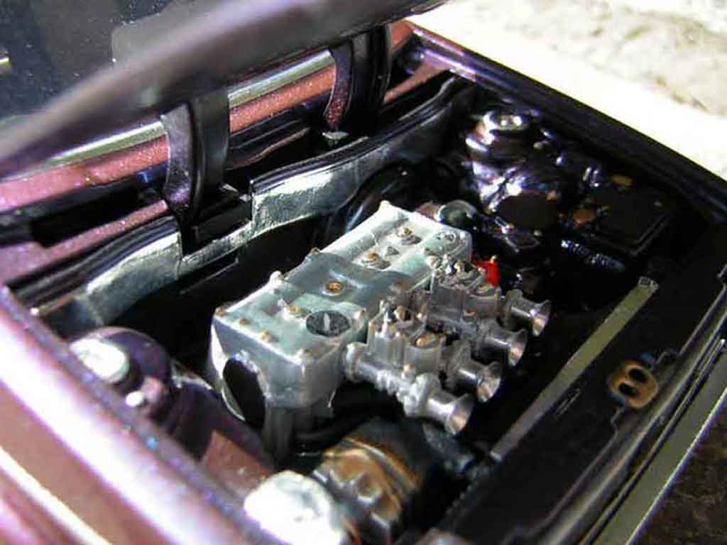 Volkswagen Golf GTI jantes Tramont german look 1/18 Solido