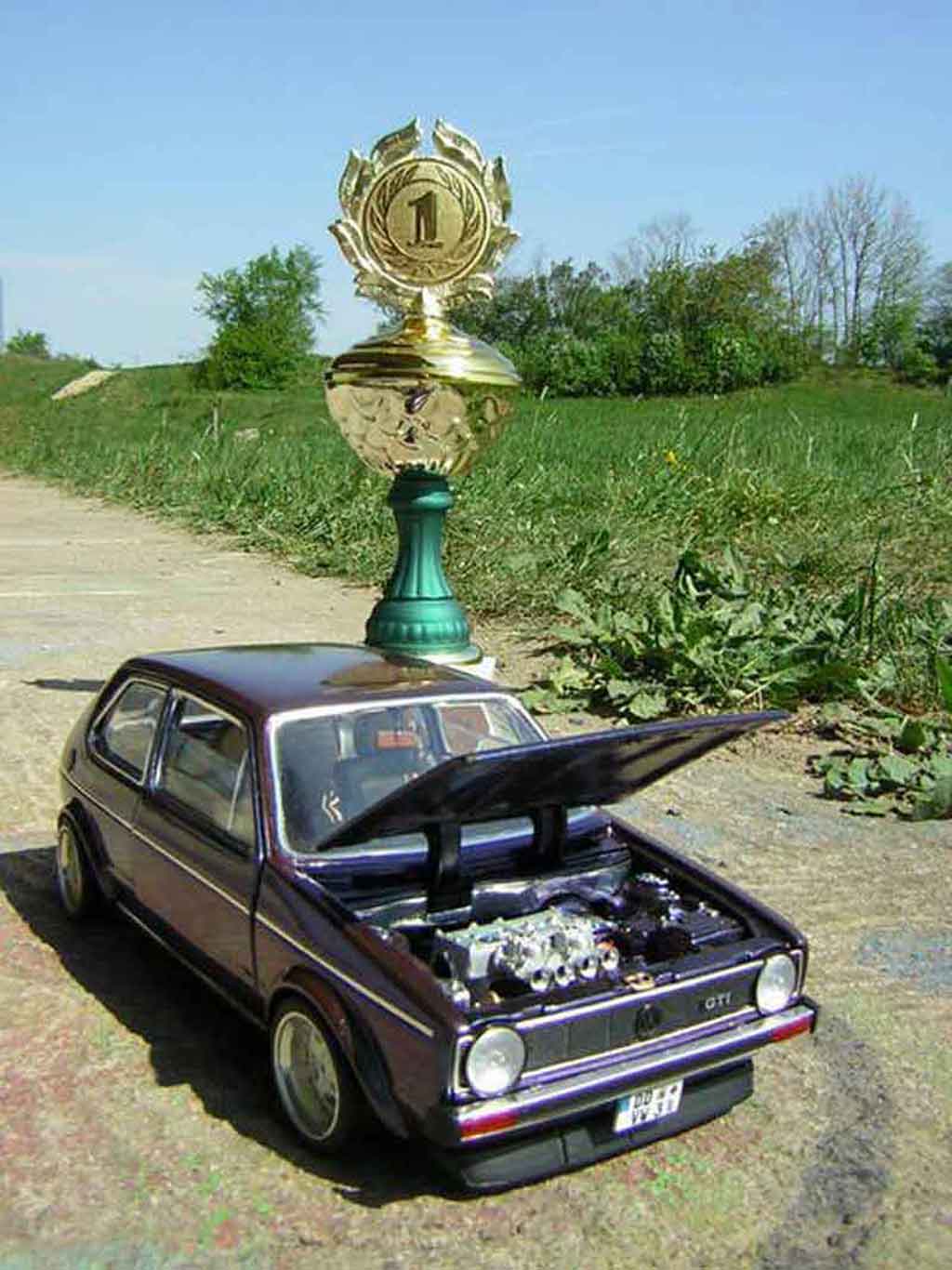 Volkswagen Golf GTI jantes Tramont german look 1/18 Solido