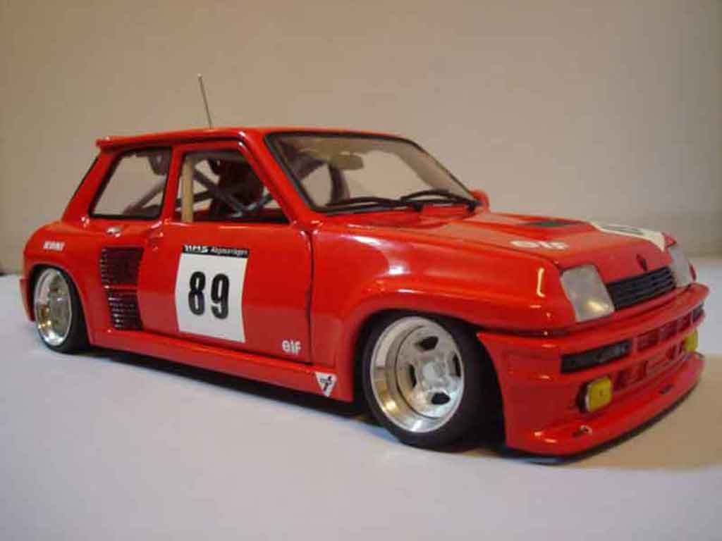 Renault 5 Turbo 1/18 Universal Hobbies Turbo 2 rood rallye modelauto