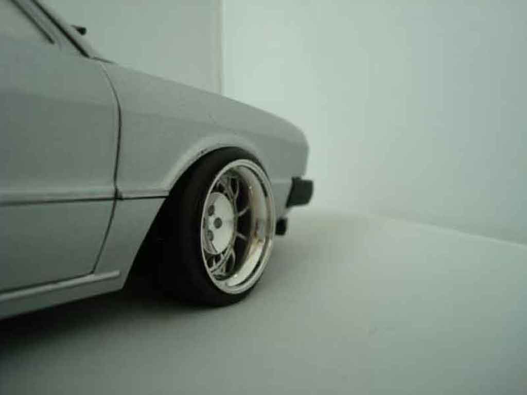Volkswagen Scirocco GTI grijs 1/18 Revell