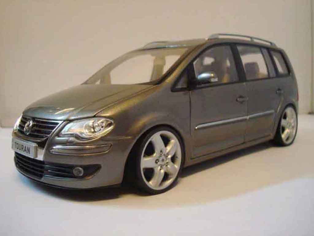 Volkswagen Touran Base 2008 jantes 19 pouces 1/18 Shanghai Volkswagen