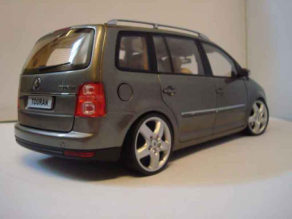 Volkswagen Touran Base 2008 jantes 19 pouces 1/18 Shanghai Volkswagen