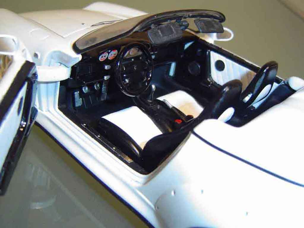 Porsche 911 GT2 speedster 1/18 Ut Models