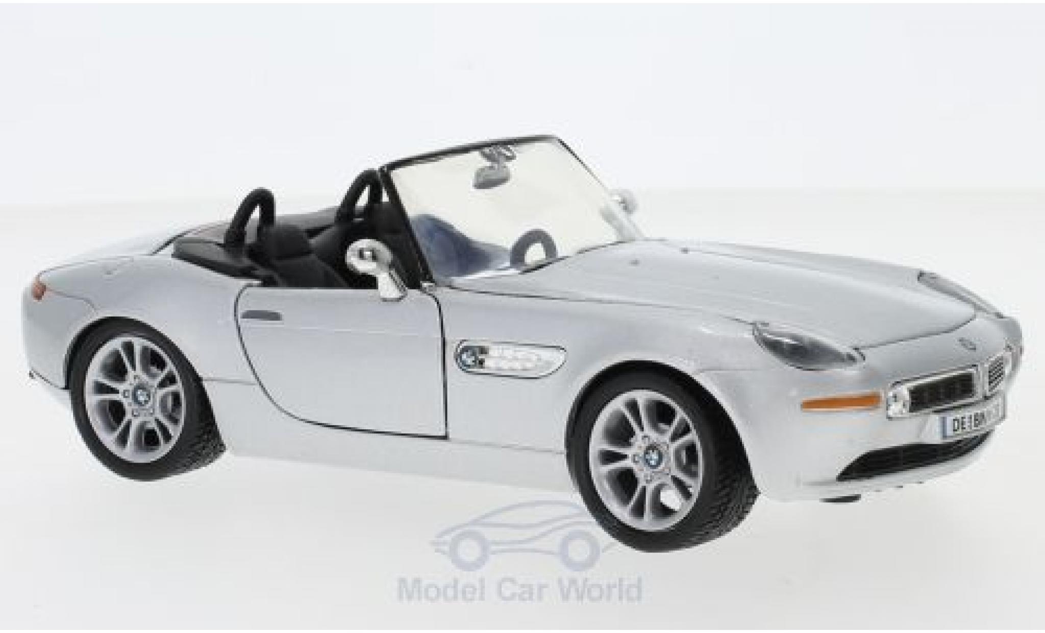 Bmw Z8 1/24 Motormax grijs ohne Vitrine modelauto
