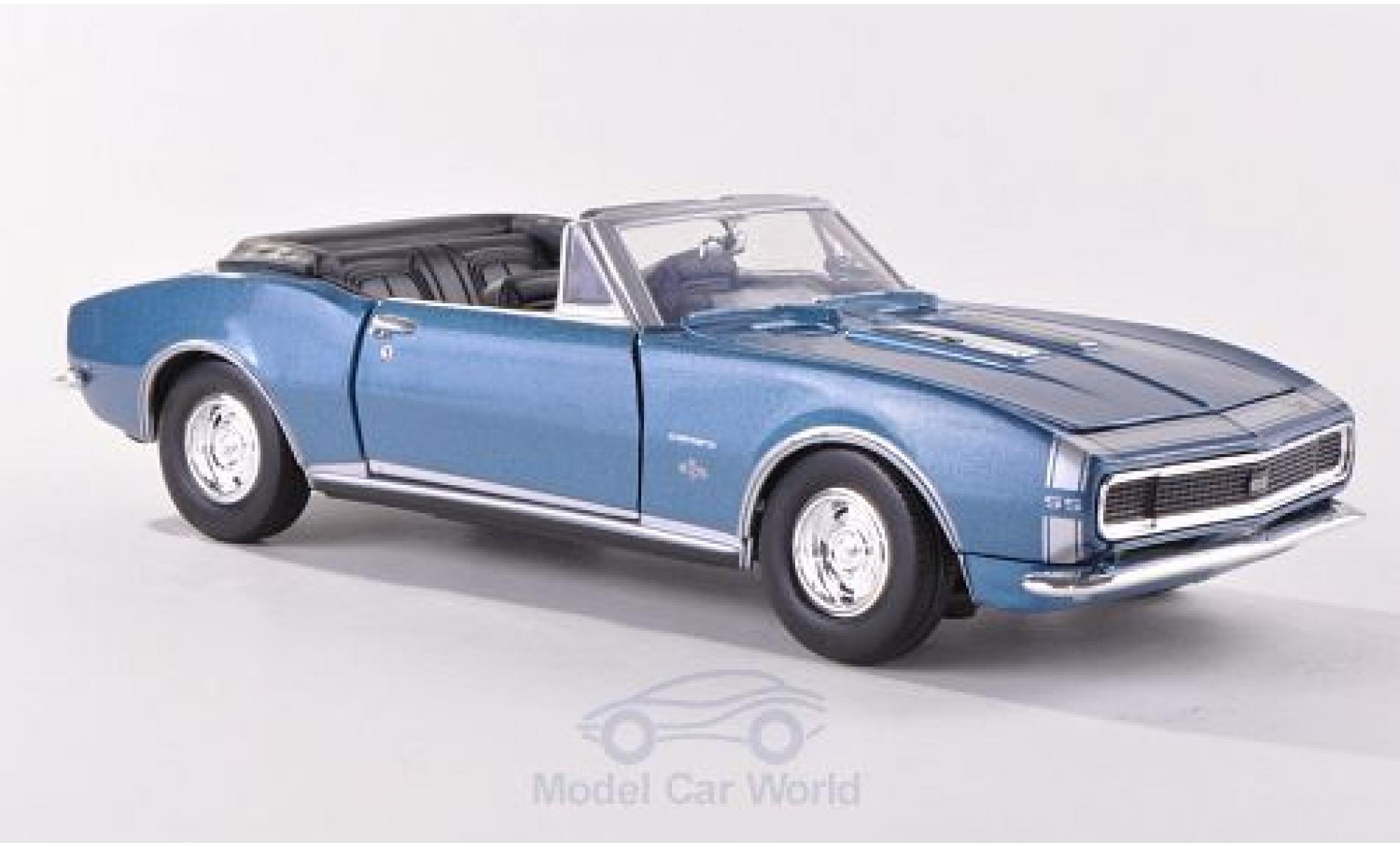 Chevrolet Camaro SS 1/24 Motormax SS Cabriolet metallic blauw/Dekor 1967 Verdeck ge&ouml;ffnet modelauto