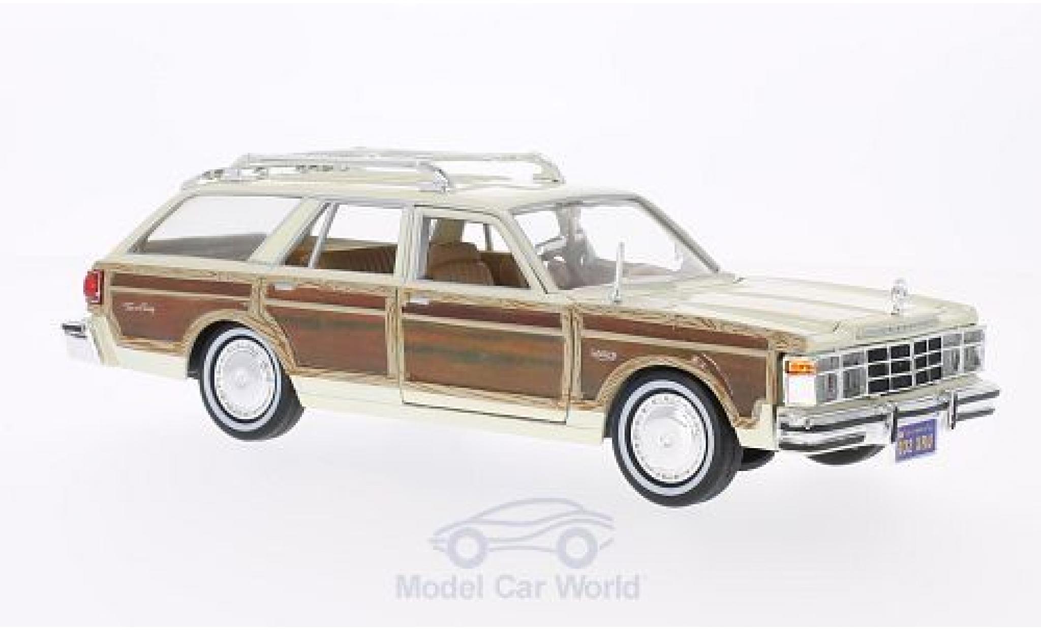 Chrysler Le Baron 1/24 Motormax Town & Country beige/Holzoptik 1979 ohne Vitrine modelauto