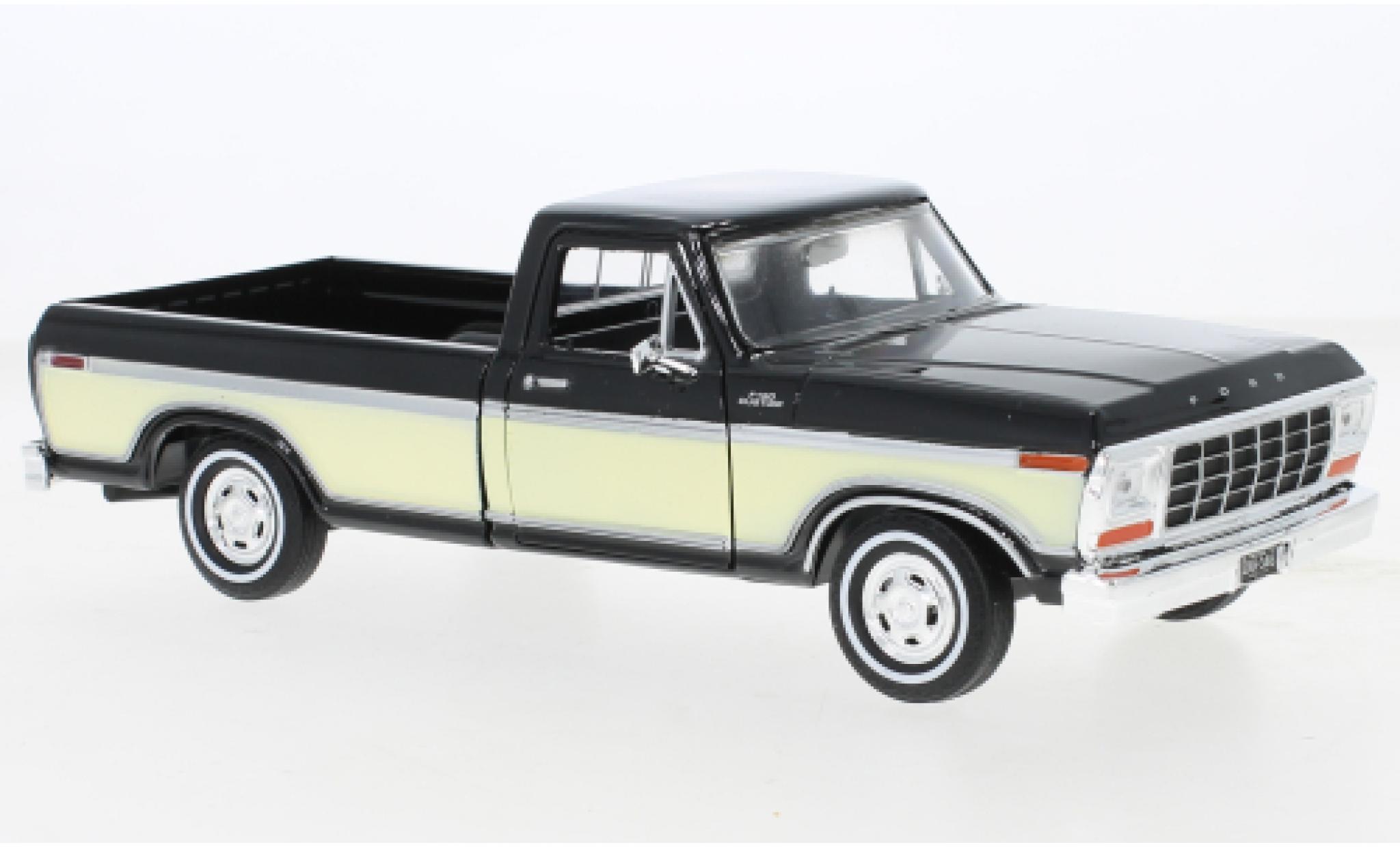 Ford F-1 1/24 Motormax 50 Custom zwart/beige 1979 modelauto