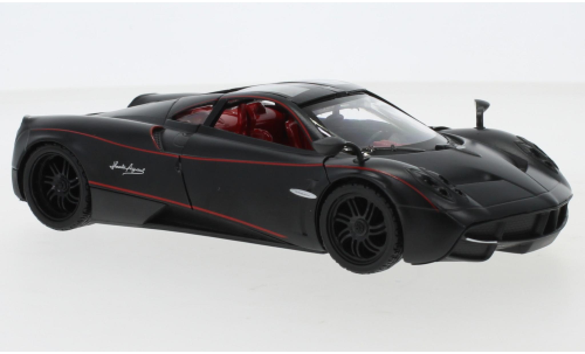 Pagani Huayra 1/24 Motormax matt-zwart/rood modelauto