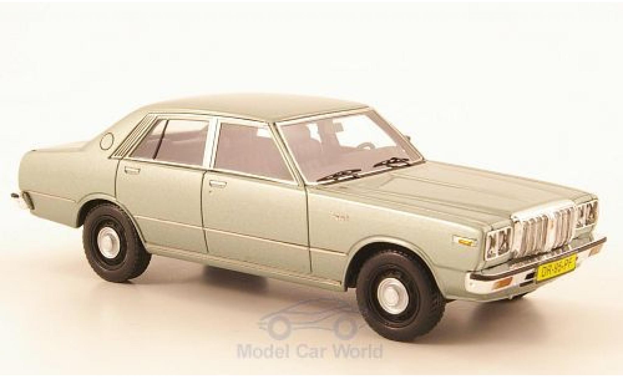 Datsun 200L 1/43 Neo Laurel (C230) metallic grijs modelauto