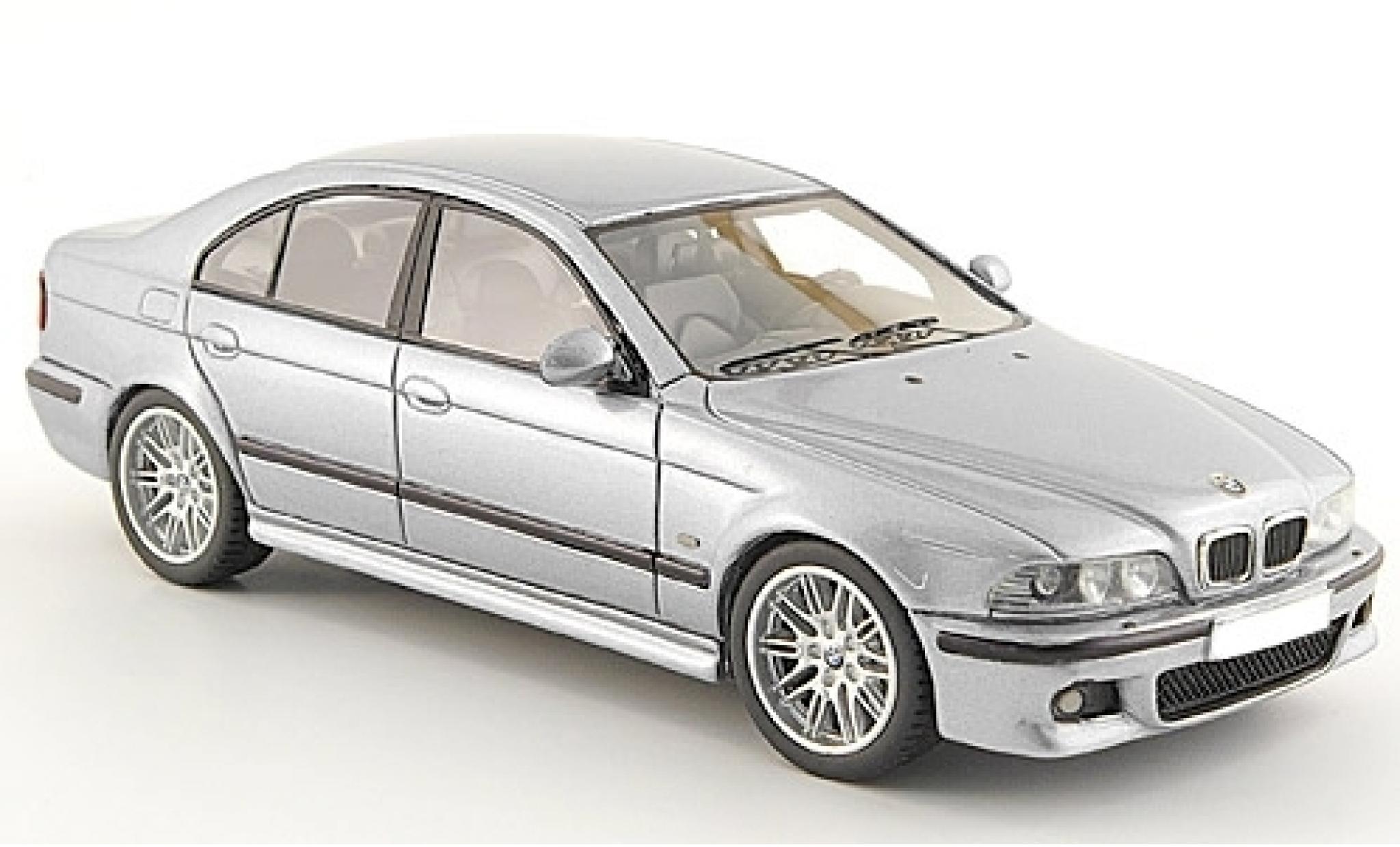 Bmw M5 1/43 Neo (E39) d 2002 modelauto