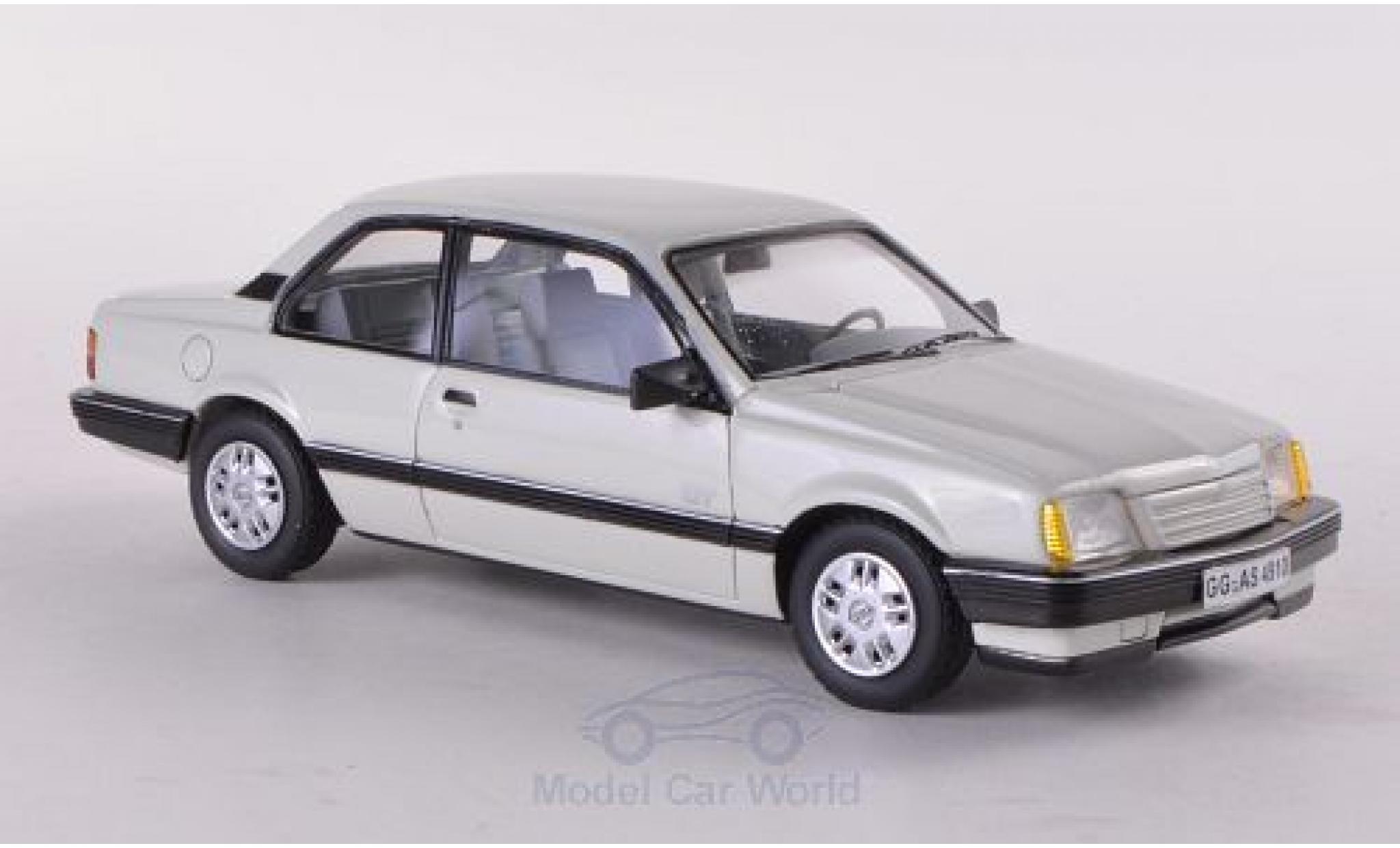 Opel Ascona C 1/43 Neo C GT wit 1986 2-T&uuml;rer modelauto