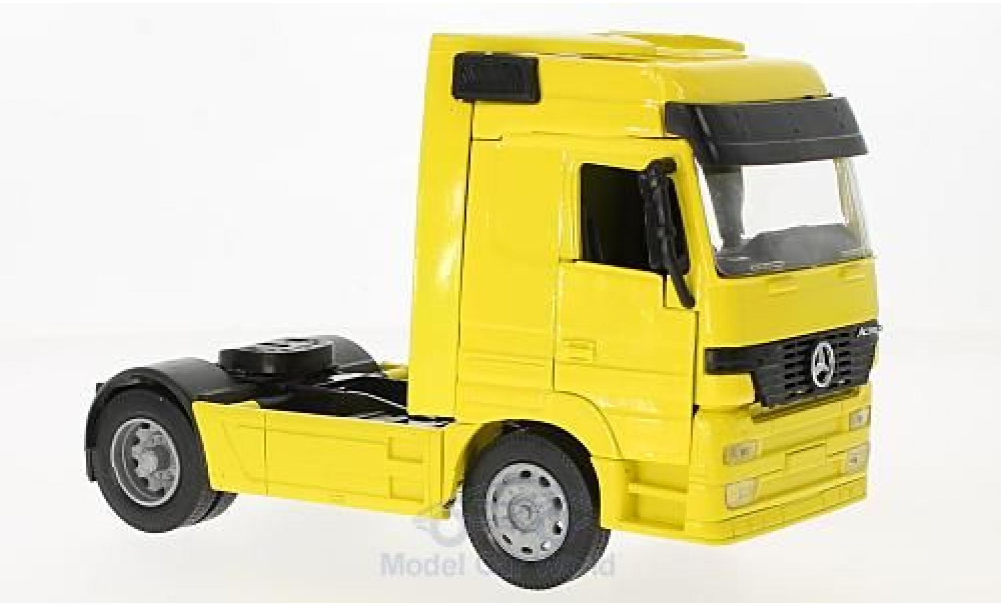 Mercedes Actros 1/32 New Ray 1857 geel Zugmaschine modelauto