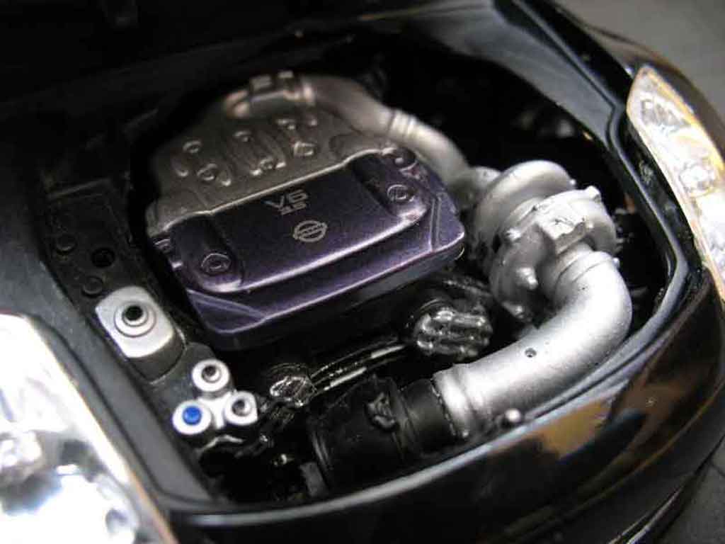 Nissan 350Z Base coupe preparation tuning zwart jantes zwarts 1/18 Maisto