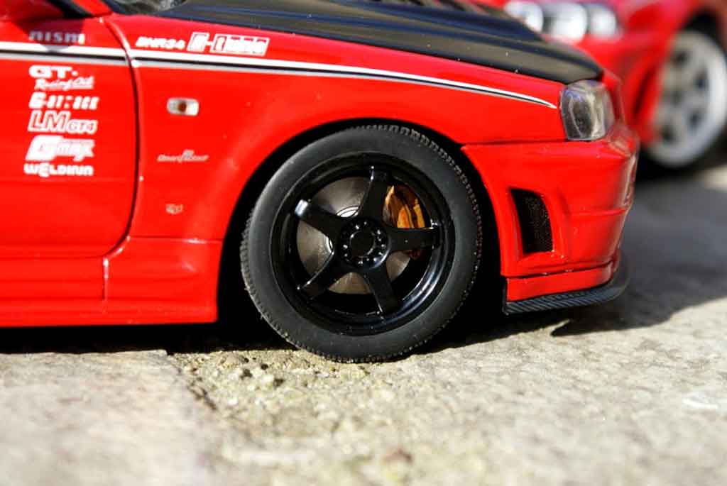 Nissan Skyline R34 r-tune street racing 1/18 Autoart