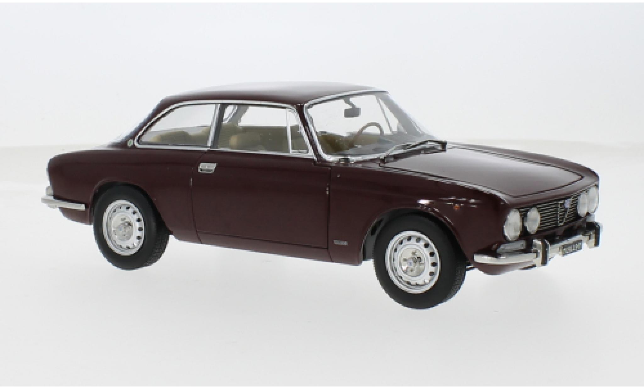 Alfa Romeo 2000 1/18 Norev GTV rood 1973 1:18 modelauto