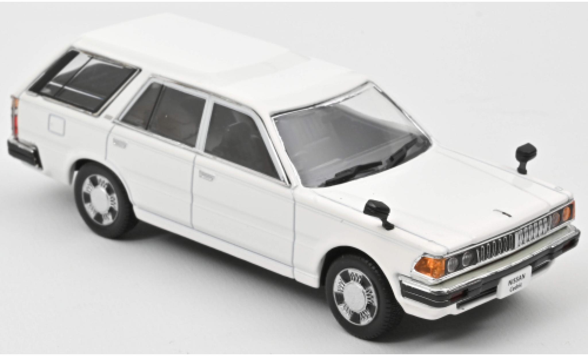 Nissan Cedric 1/43 Norev Van Deluxe wit RHD 1995 modelauto