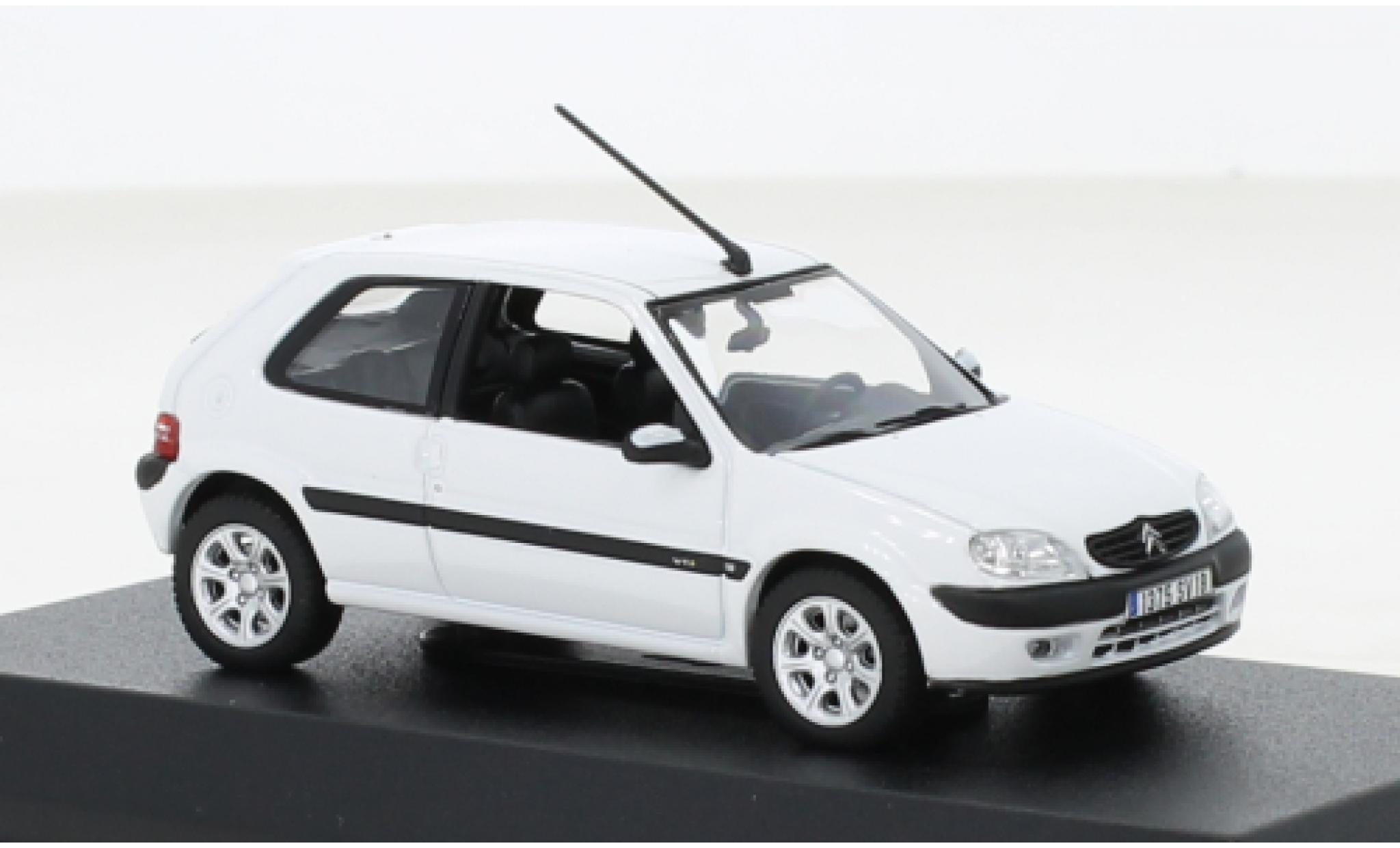 Citroen Saxo 1/43 Norev VTS wit 2000 modelauto