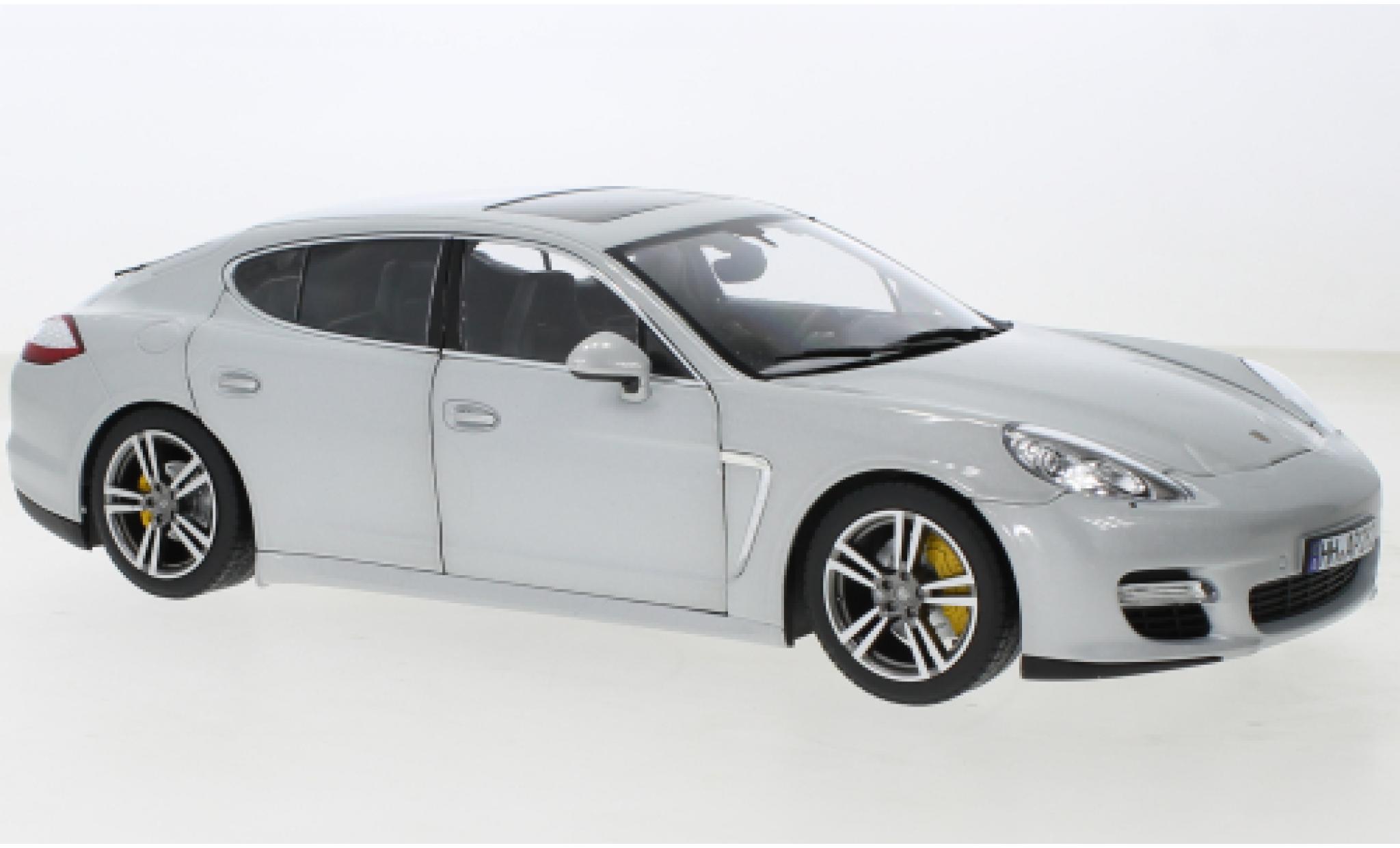 Porsche Panamera Turbo 1/18 Norev d 2009 modelauto