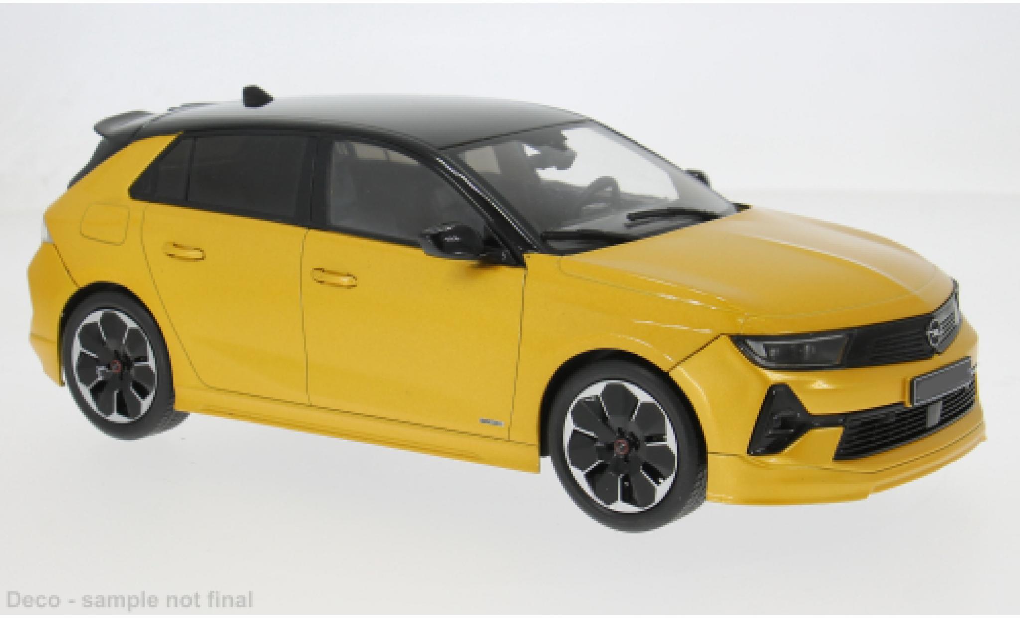 Opel Astra 1/18 MCG L geel 2023 1:18 modelauto